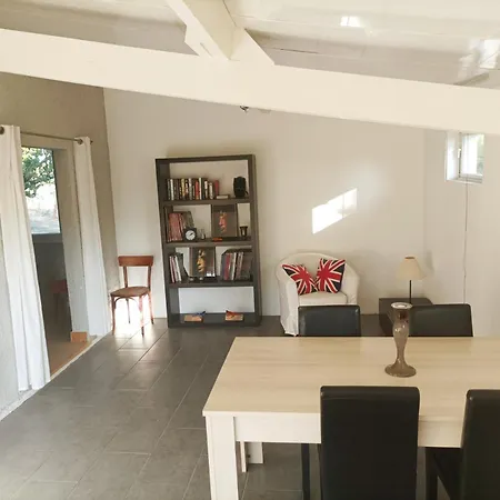 Privative Dans Les Vignes